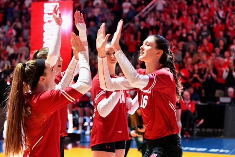 Wisconsin Volleyball Team Leaked Unedited: A Closer Look